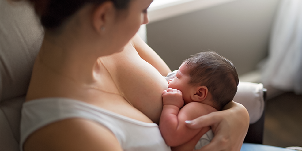 5 Signs of Low Milk Supply (And What To Do About It)