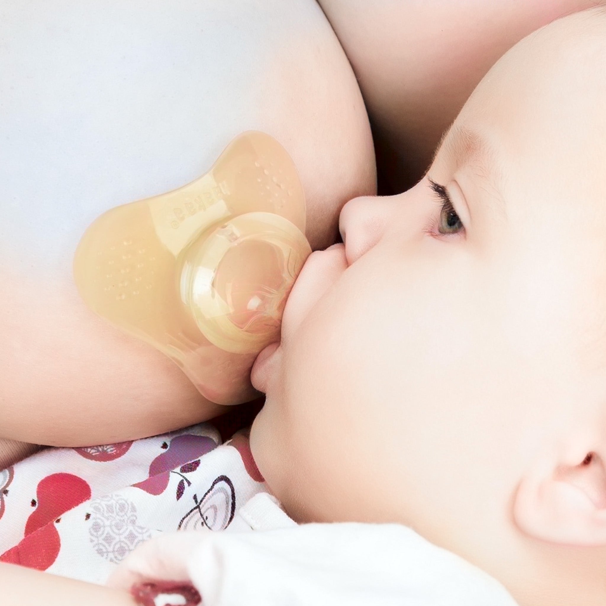 Haakaa Breastfeeding Nipple Shield