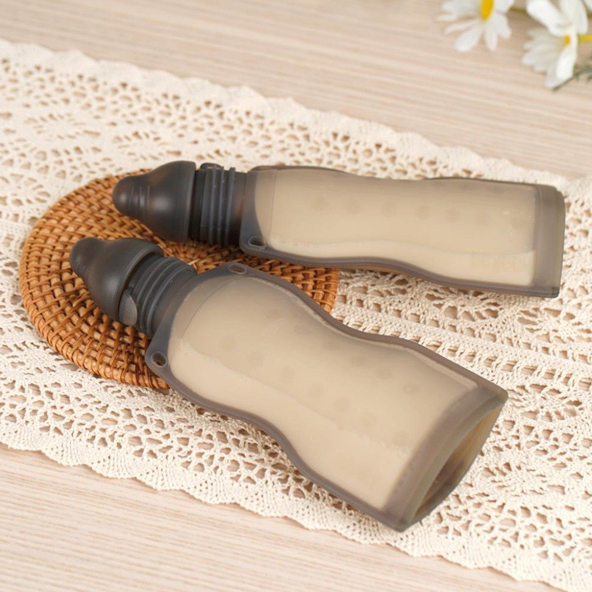 Haakaa Squeeze & Feed Bag Combo