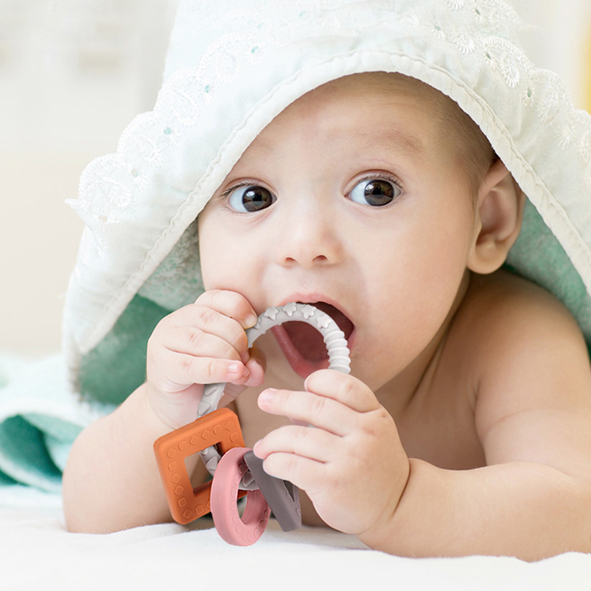 Haakaa Silicone Teething Ring