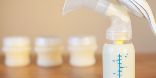 The Facts On Breast Milk Banks and Milk Sharing