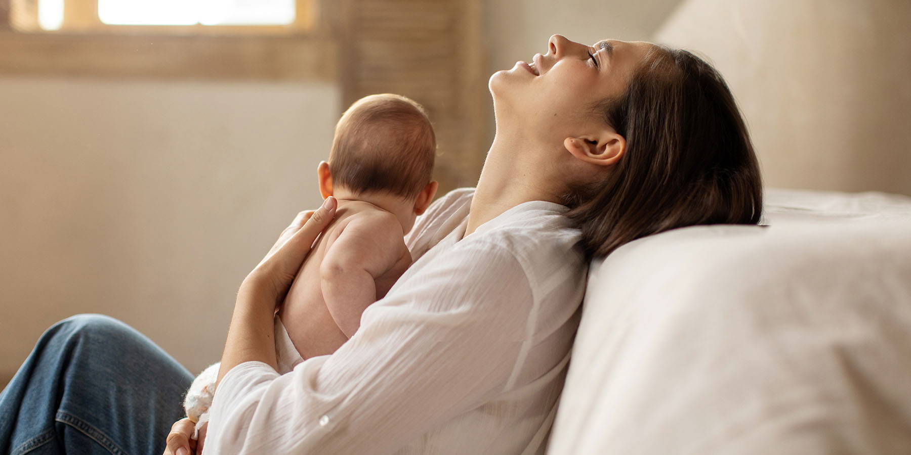 5 Signs of Low Milk Supply (And What To Do About It)