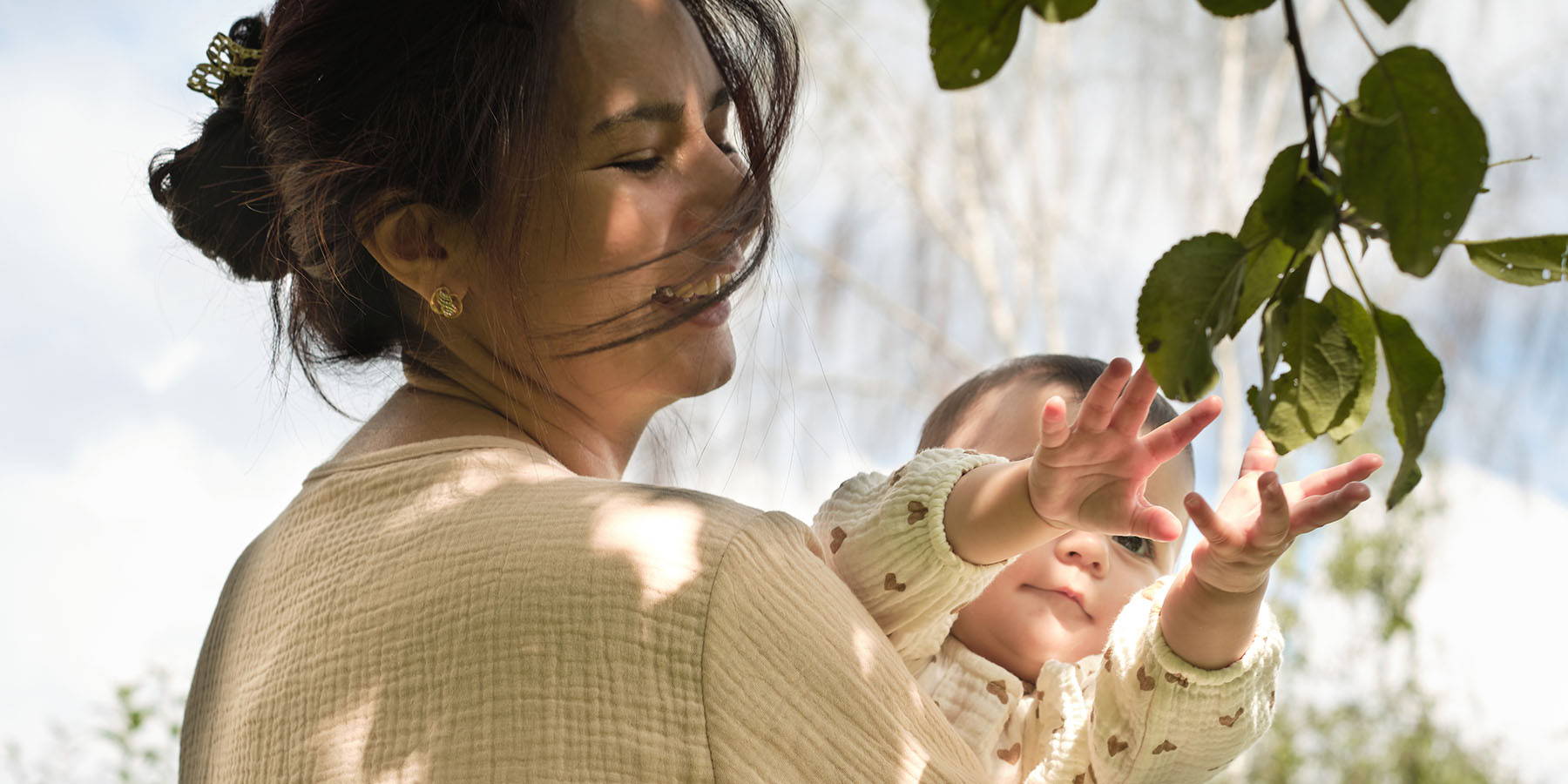 12 Month Milestones: Birth to 12 months old