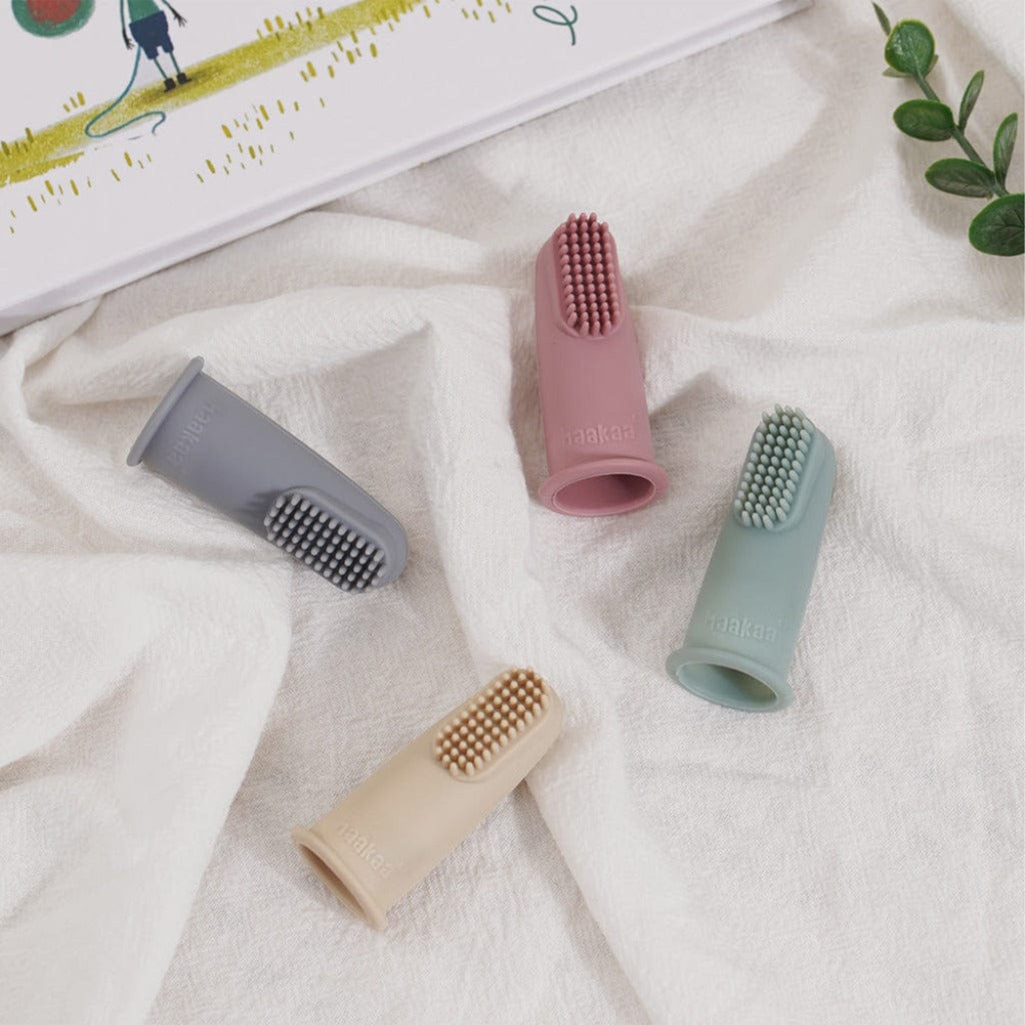 Haakaa Textured Silicone Finger Toothbrush